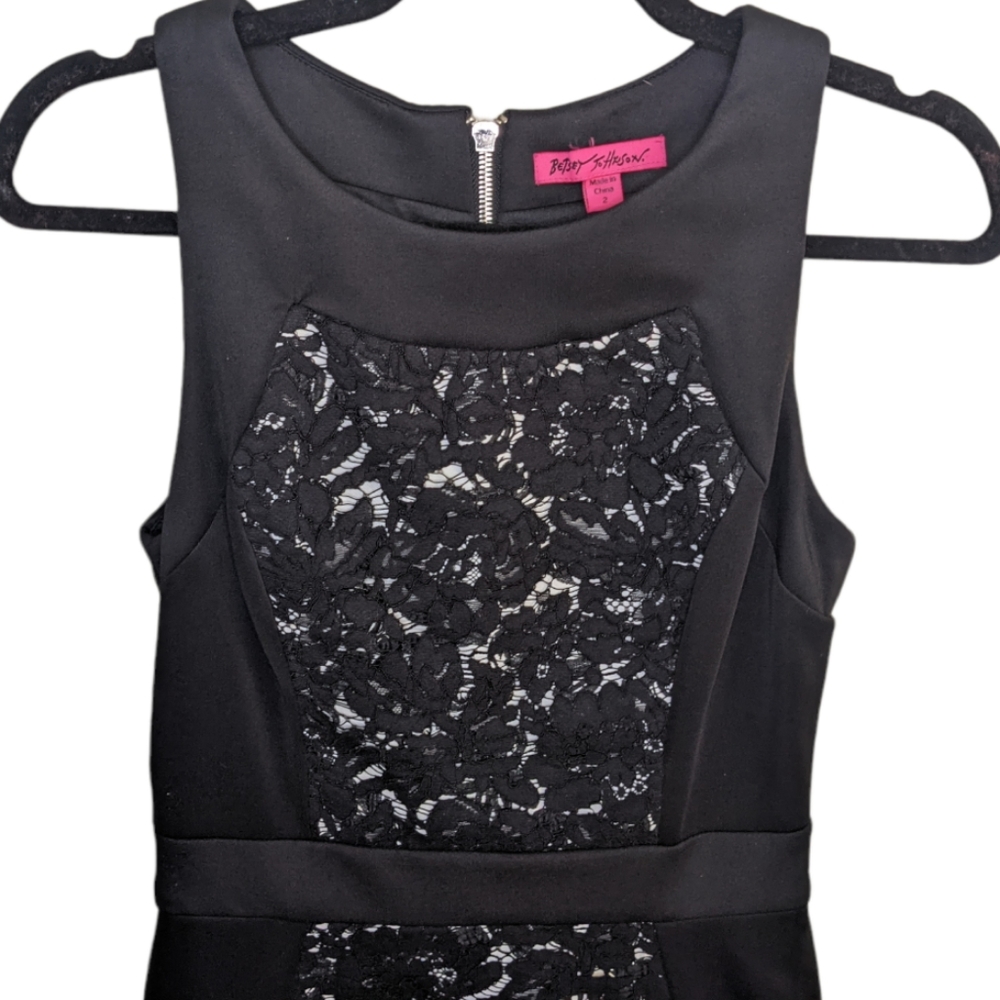 Betsey Johnson Black Lace Dress ✨ Size 2 - Picture 4 of 10